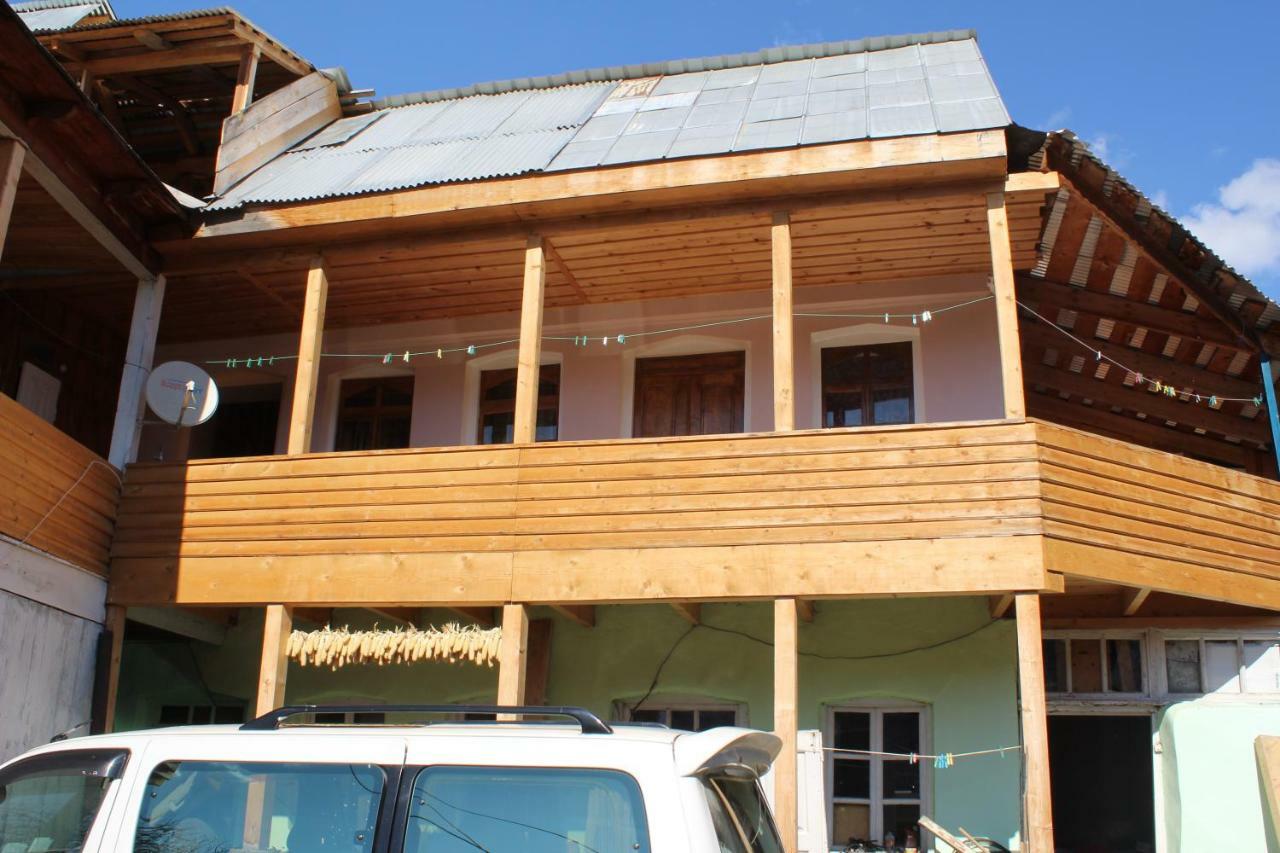 Ecohouse Svaneti Mestia Exterior foto